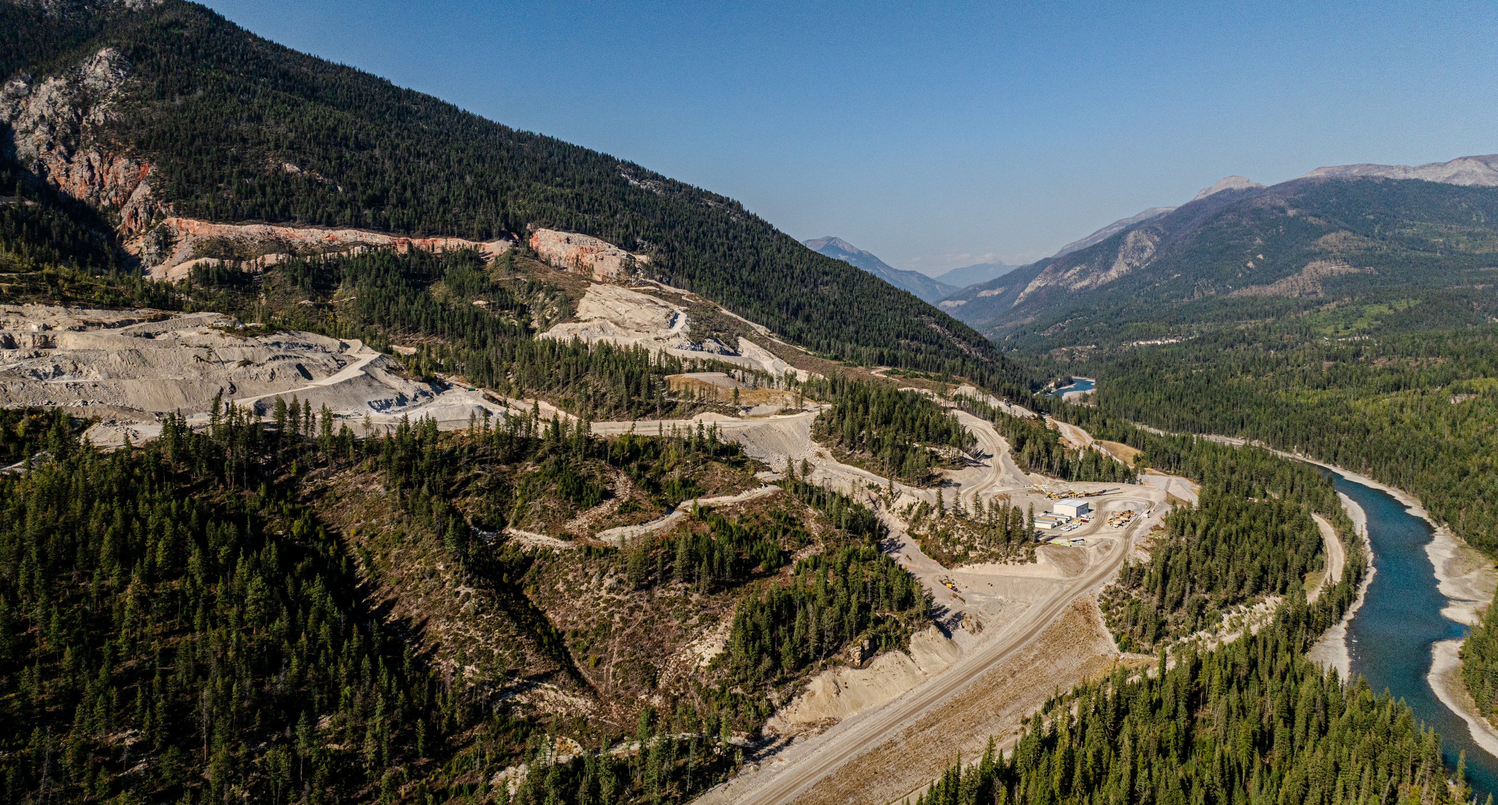 /Saint-Gobain%20Canada%20-%20Kootenay%20West%20Gypsum%20Mine%2C%20Canal%20Flats%2C%20British%20Columbia